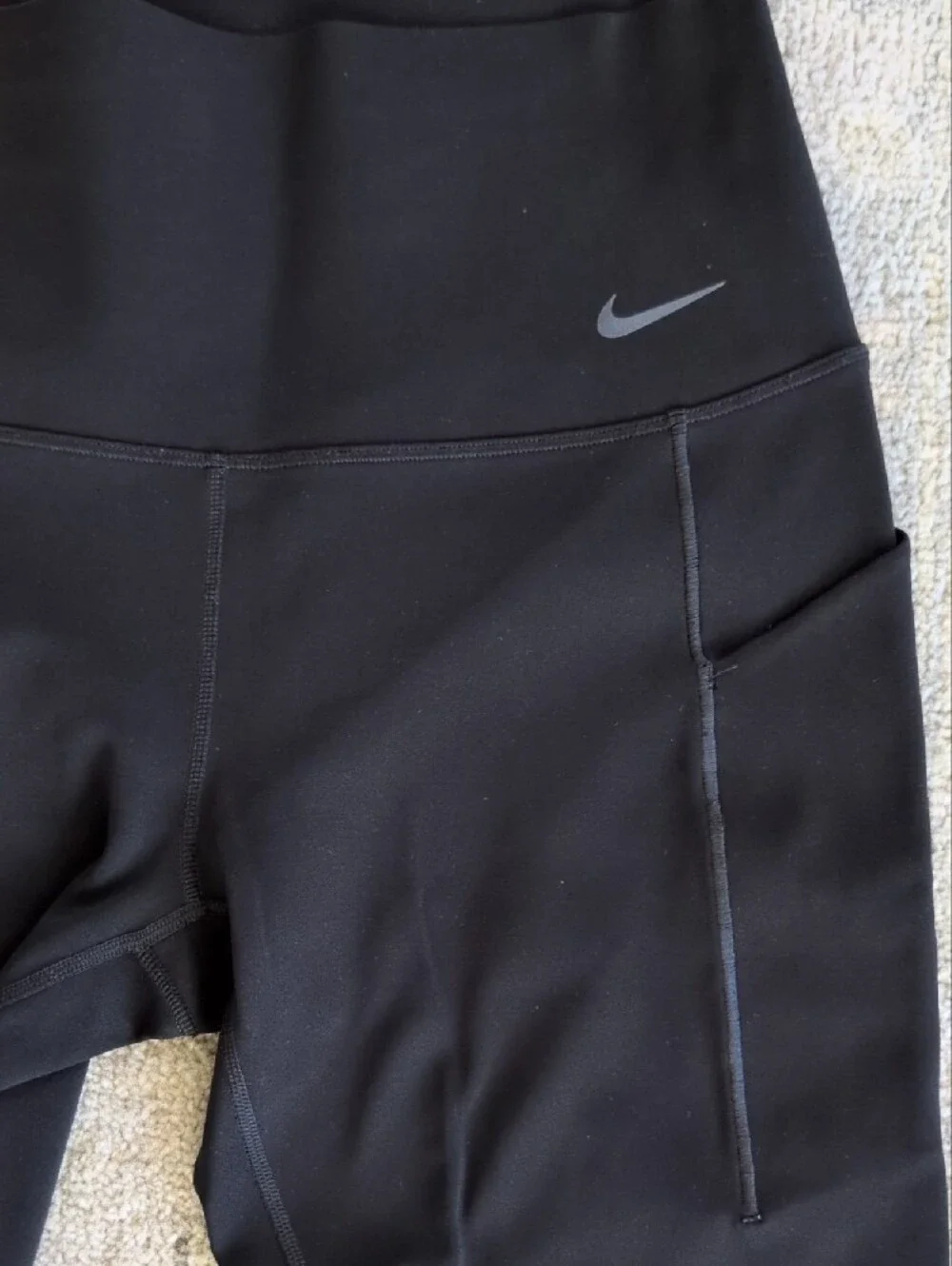 Nike Universa Black Leggings